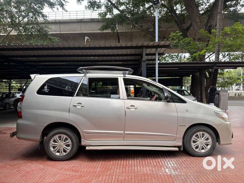 Toyota Innova 2.5 G (Diesel) 8 Seater, 2013, Diesel