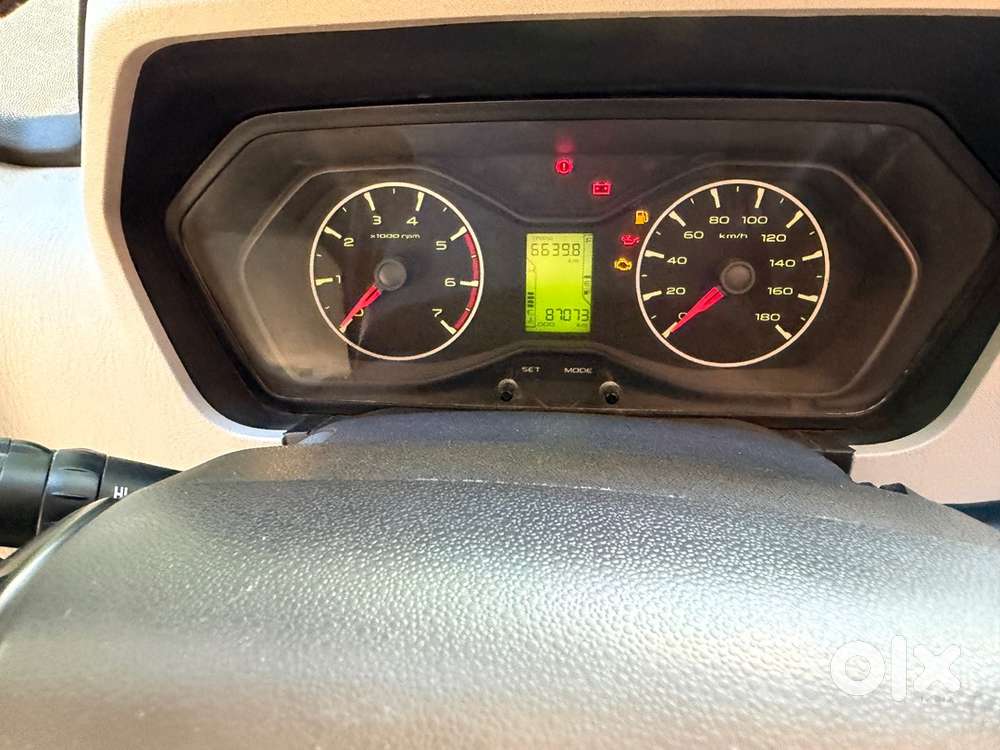 Mahindra Scorpio M-hawk Engine October 2015 Model S4 9 Seater