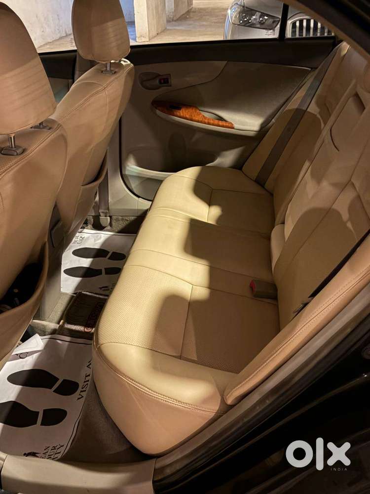 Toyota Corolla Altis 2010