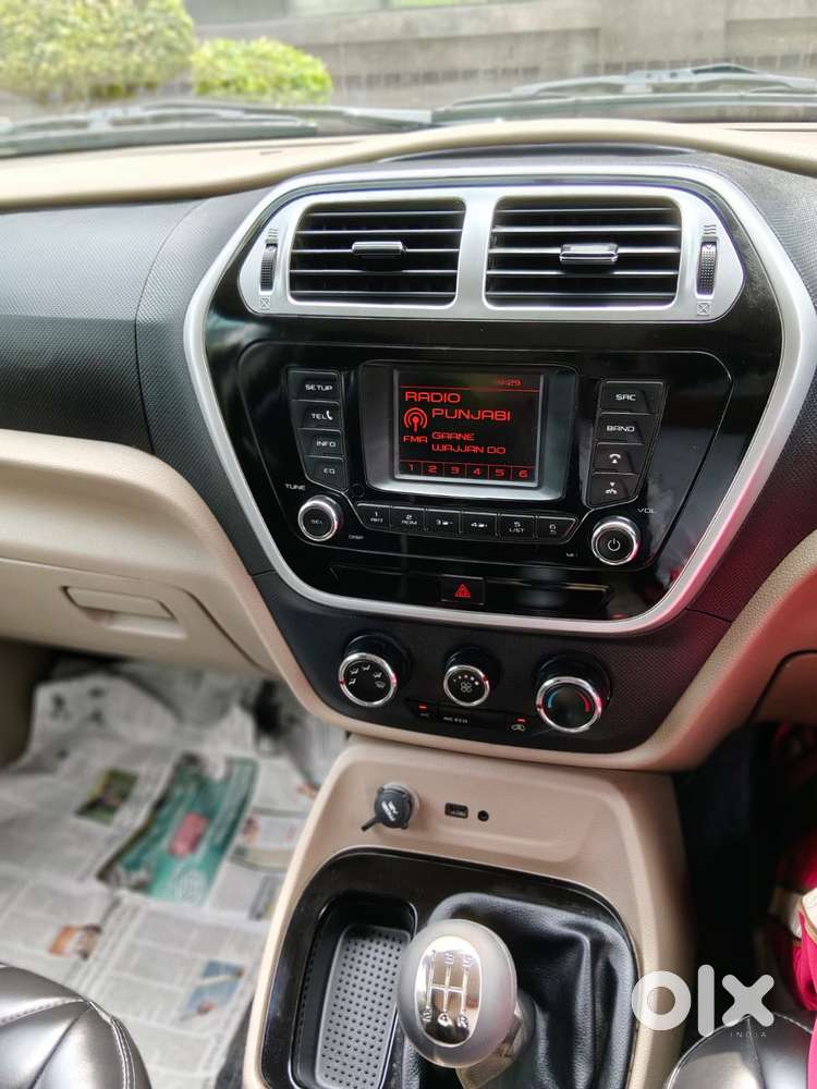 Mahindra Tuv 300 Mhawk100 T8, 2017, Diesel