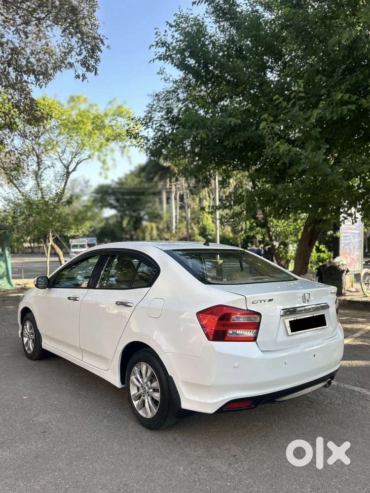 Honda City 2011-2013 V At Exclusive, 2012, Petrol