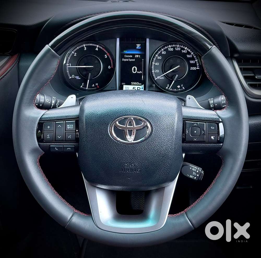 Toyota Fortuner Legender 4x2 At 2.8, 2025, Diesel
