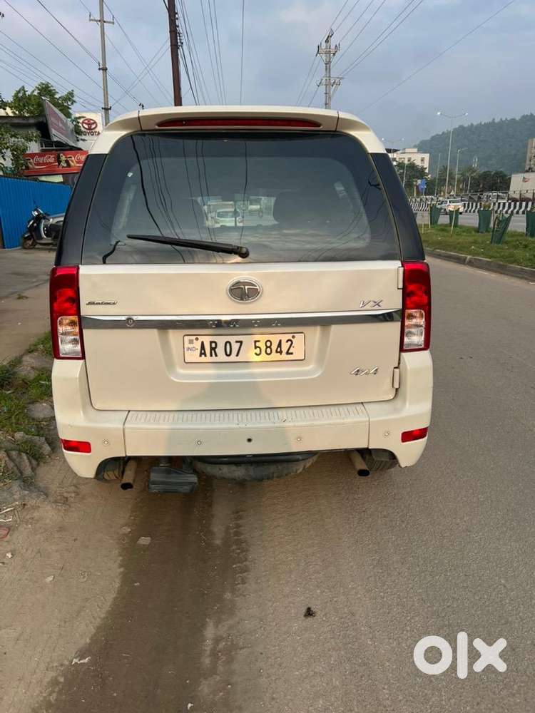 Tata Safari Storme 2017 Diesel 129500 Km Driven