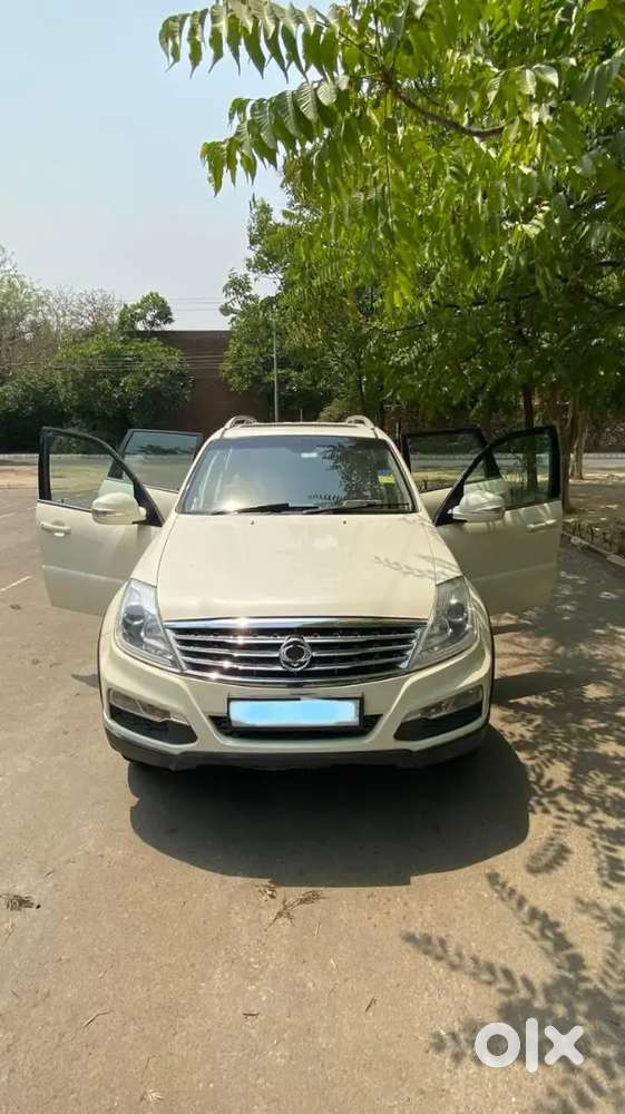 2013 Mahindra Automatic Rexton Car For Sale