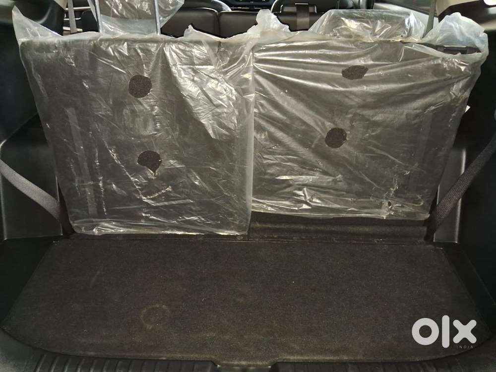 Kia Carens G 1.5 6mt Premium (o) 7-seater, 2024, Petrol