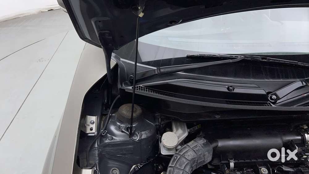 Maruti Suzuki Swift Vvt Vxi, 2024, Petrol