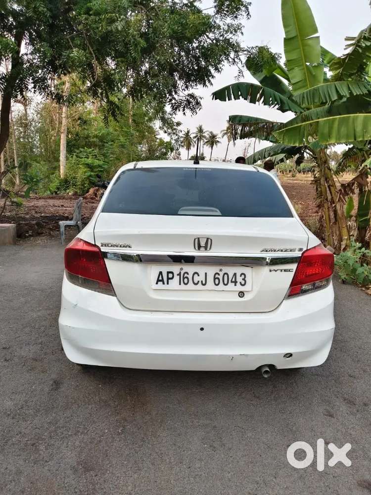 Honda Amaze 2013 Petrol Single Hand Showroom Track