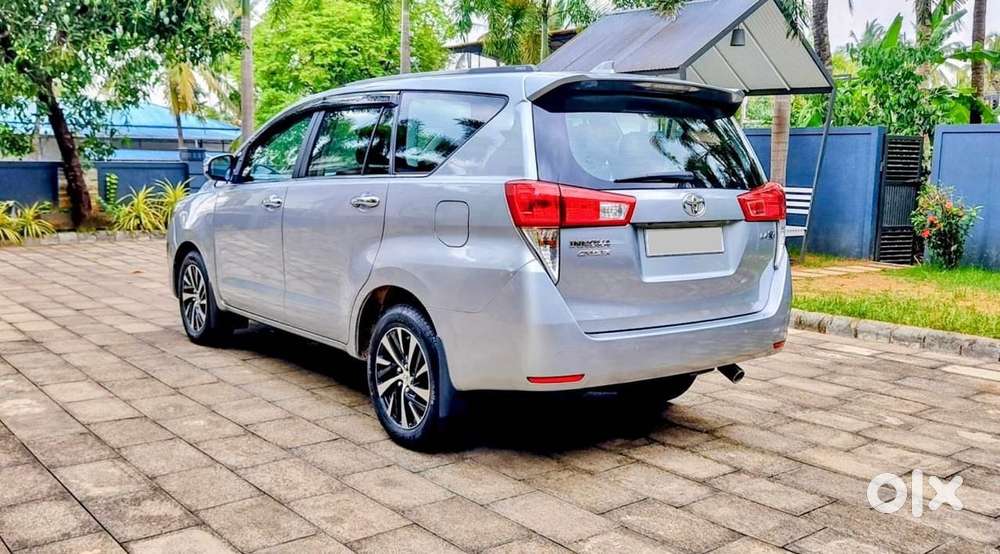 Toyota Innova Crysta [2020-ongoing] 2.4 Zx 7 Str, 2022, Diesel