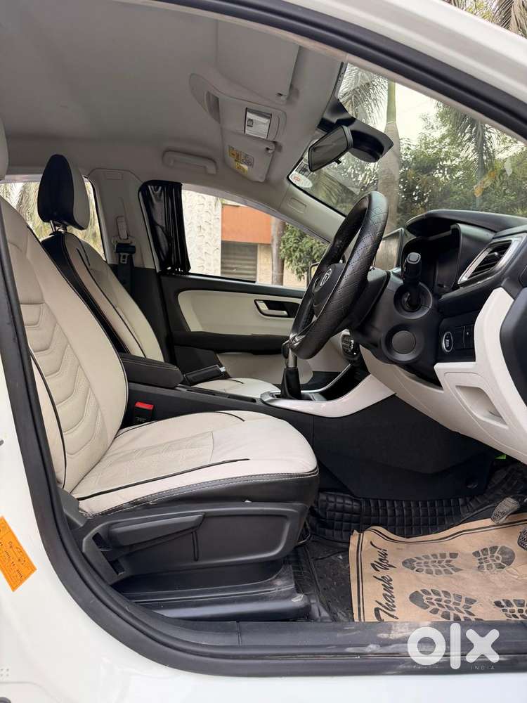 Tata Altroz Xz Icng, 2023, Petrol