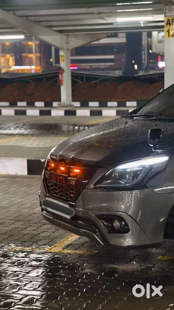 Toyota Innova 2015 Diesel 8 Str