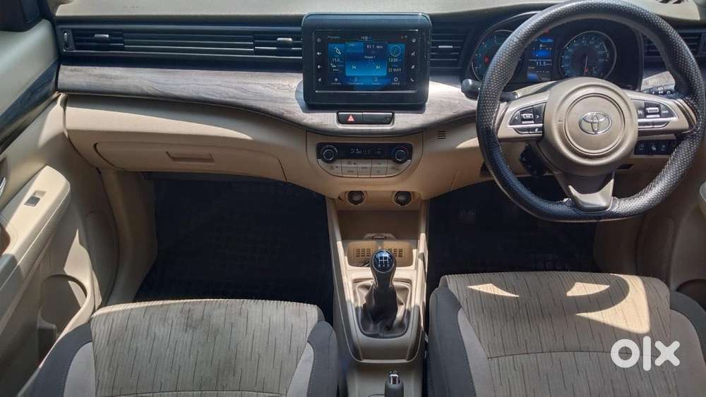 Toyota Rumion V Mt, 2024, Petrol