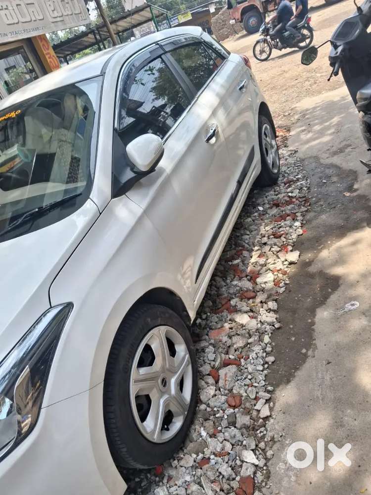 Hyundai I20 2017 Diesel 84000 Km Driven