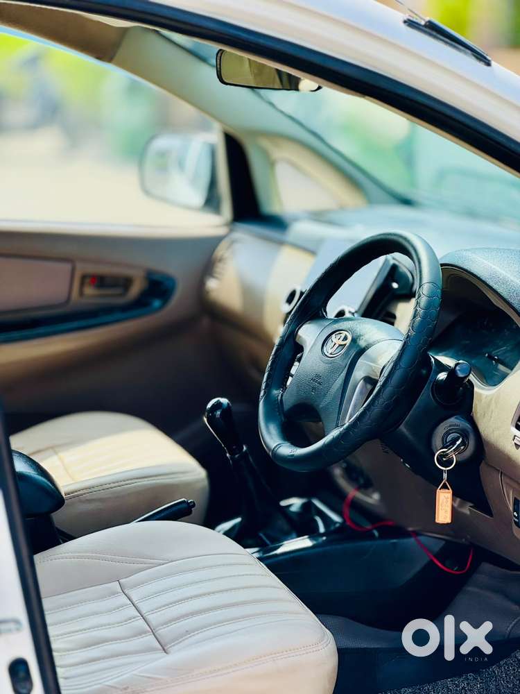 Toyota Innova, 2015, Diesel