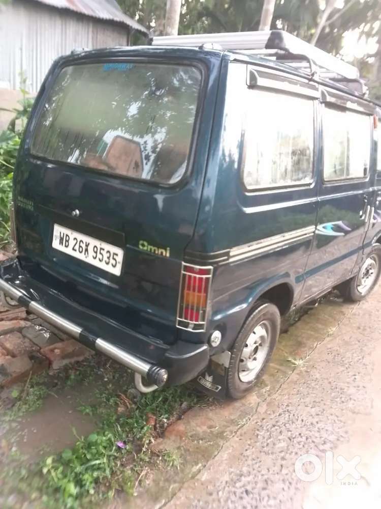 Maruti Suzuki Omni 2011