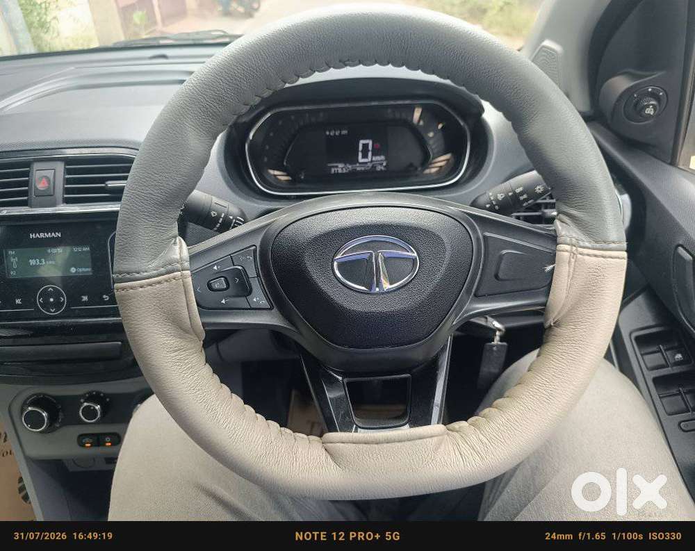 Tata Tiago 1.2 Revotron Xt (o), 2022, Petrol