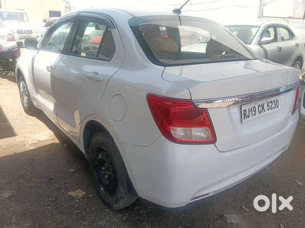Maruti Suzuki Swift Dzire 1.3 Vxi, 2021, Petrol
