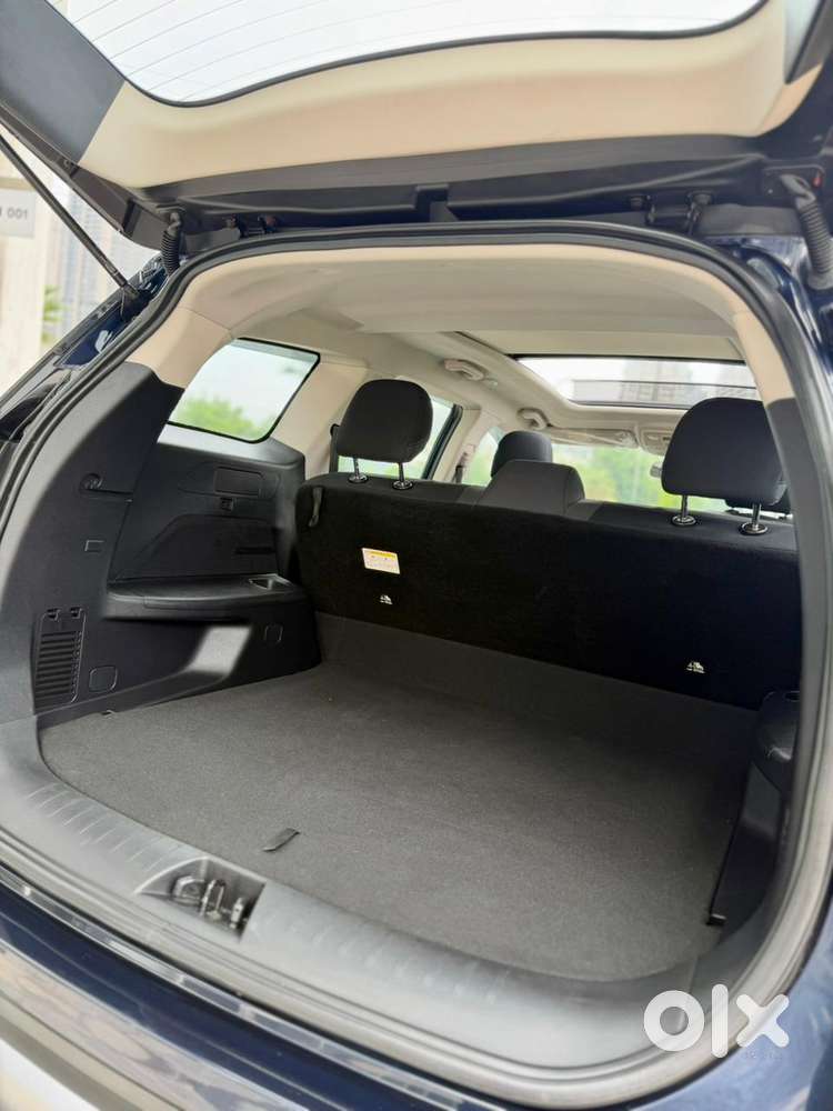 Mahindra Xuv700 2.2 Ax 5 Diesel Mt Str, 2022, Diesel