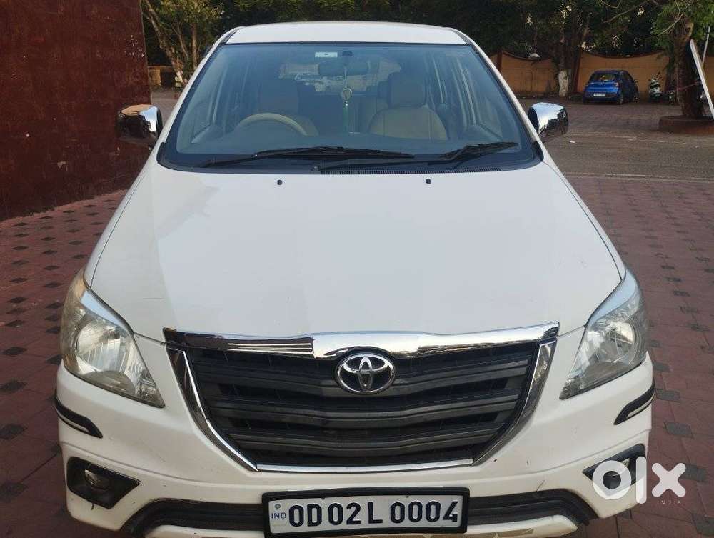 Toyota Innova 2.5 G (diesel) 8 Seater, 2014, Diesel