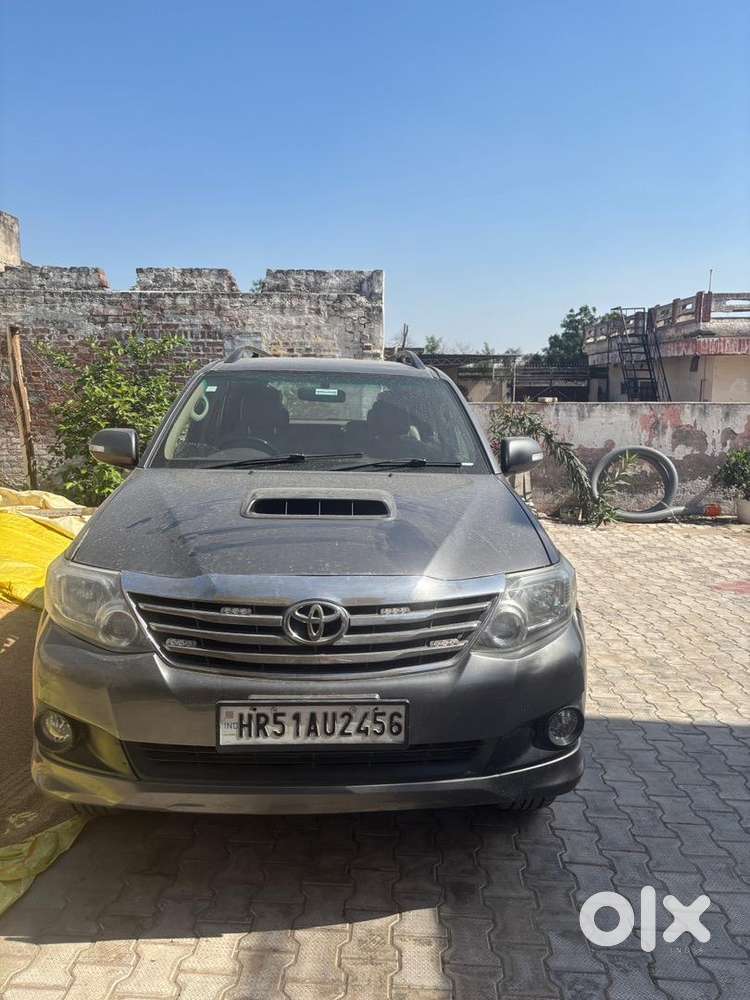 Toyota Fortuner 2013 Diesel 170000 Km Driven