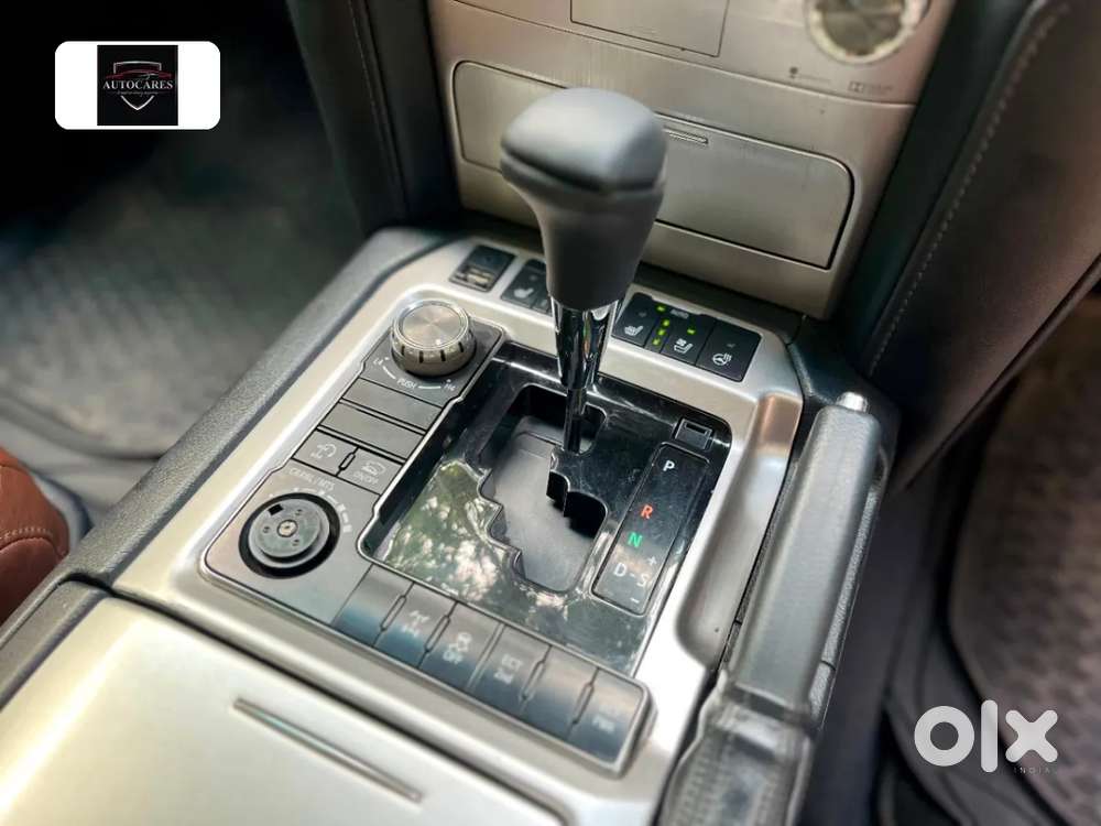 Toyota Land Cruiser [ ] 4.5 Vx Lc 200, 2016, Diesel