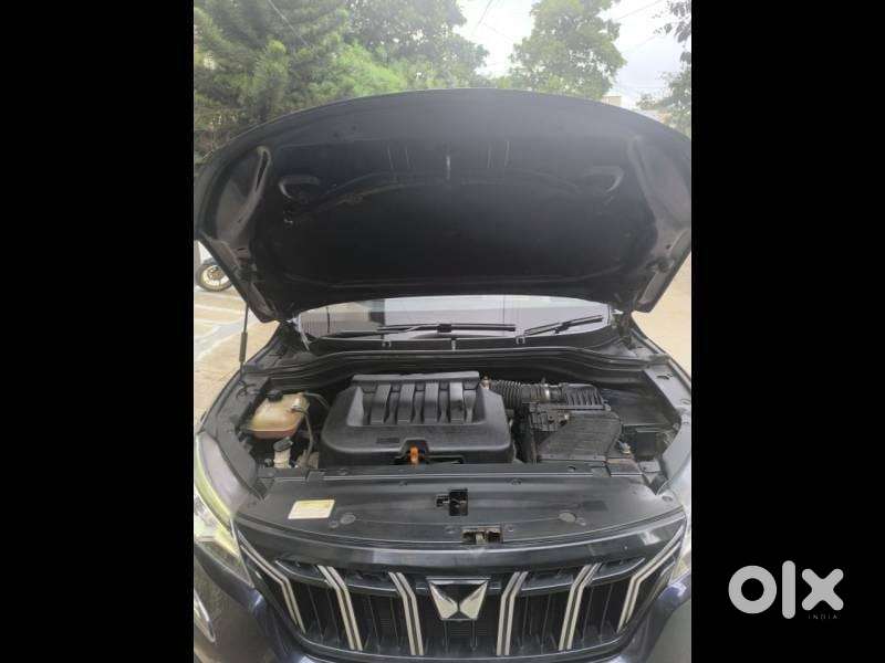 Mahindra Xuv700 2.0 Ax 7 Petrol At Str, 2022, Petrol