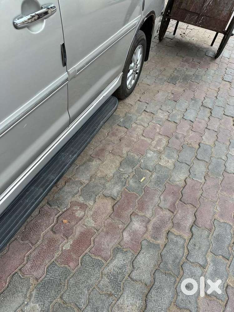 Toyota Innova 2013 Diesel Well Maintained