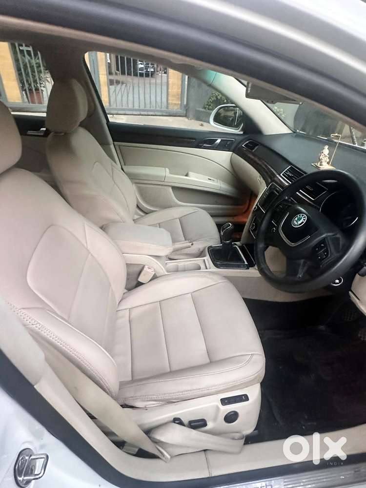 Skoda Superb [ ] 1.8 Tsi Elegance Mt, 2012, Petrol