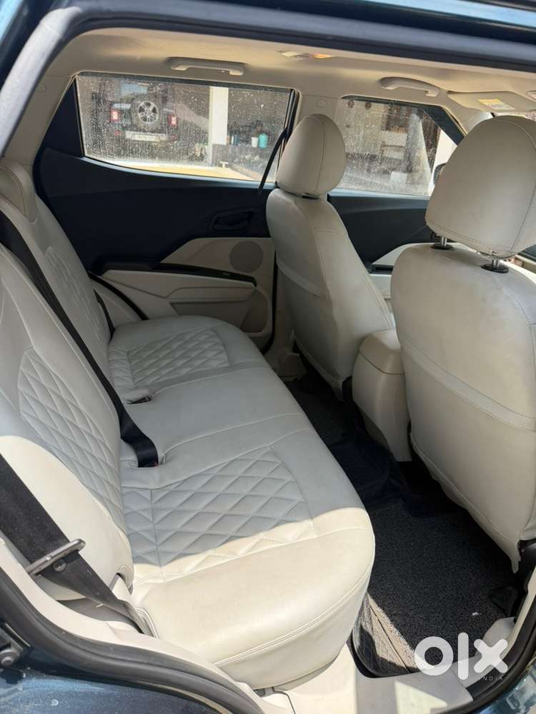 Mahindra Xuv300 Diesel 2023  1st Owner Less Drive