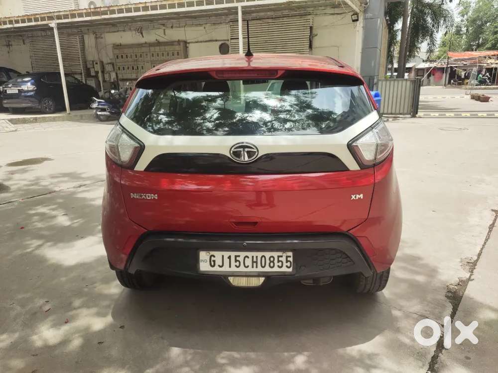 Tata Nexon Petrol Cng 2018 Model With 79000 Km