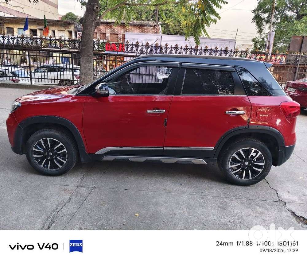 Maruti Suzuki Brezza 1.5 Zxi At Smart Hybrid Dual Tone, 2021, Petrol