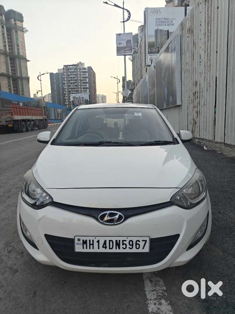 Hyundai I20
2012
Sportz 1.2 
Petrol + Cng
1st Owner
Only 77000/- Km