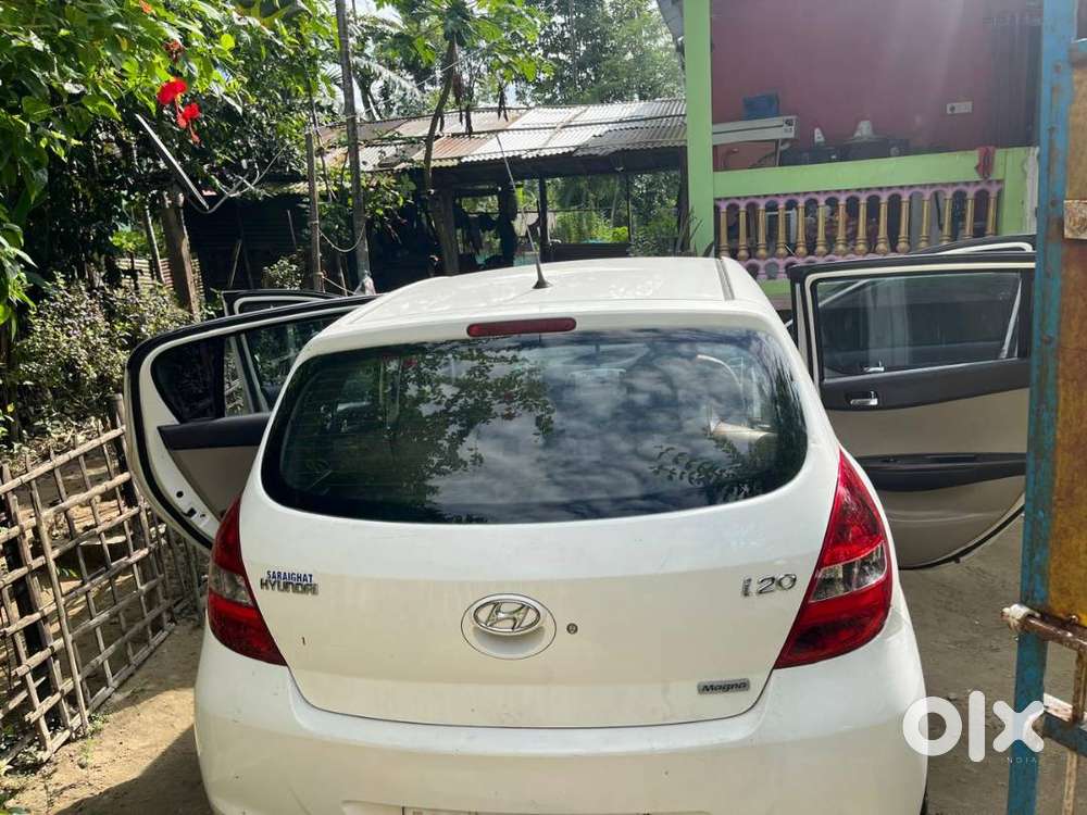 Hyundai I20 2011 Petrol 70000 Km Driven