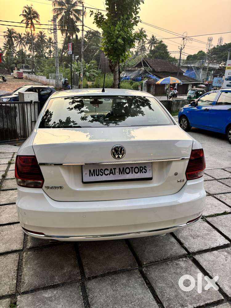 Volkswagen Vento 1.2 Tsi Highline Plus At, 2016, Petrol