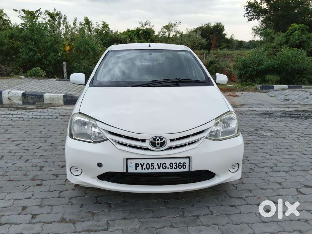 Toyota Etios, 2012, Petrol