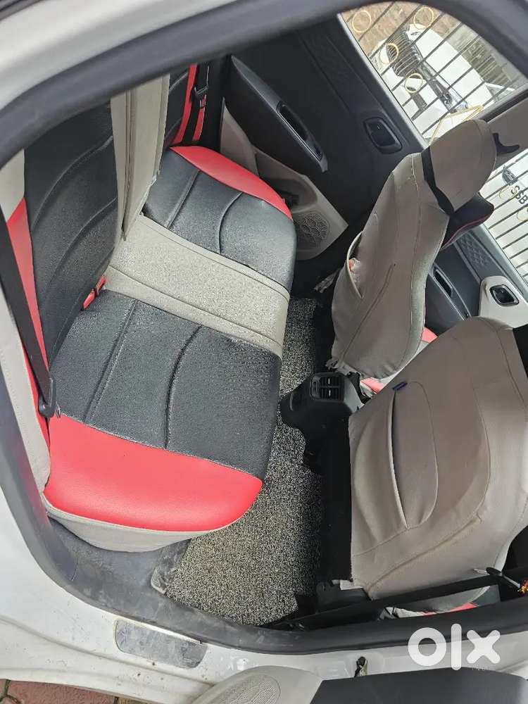 Hyundai Aura Petrol Nov 2023 Full Original Paint With Service History