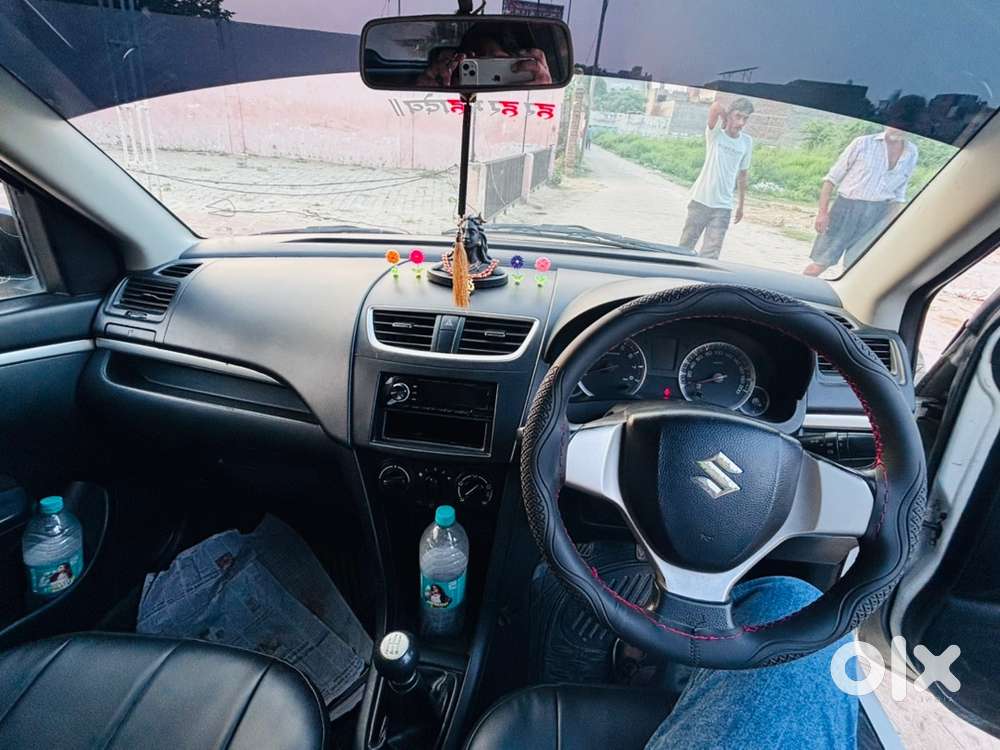 Maruti Suzuki Swift Petrol 2012