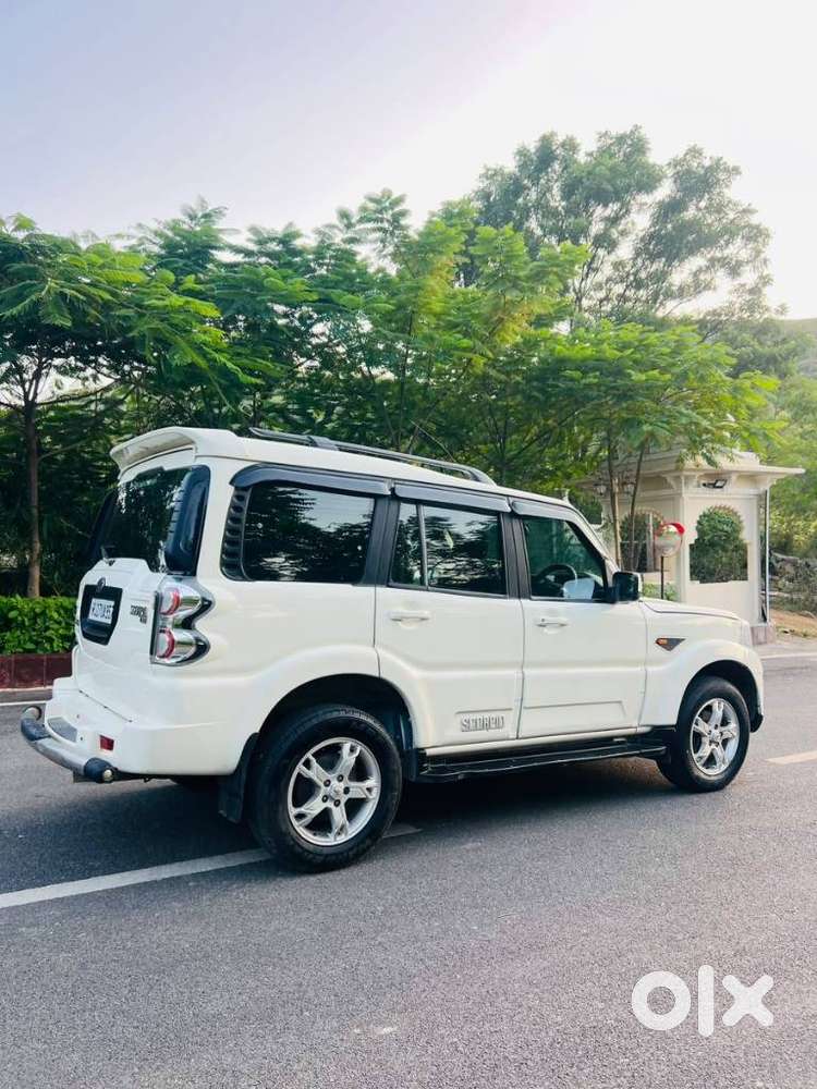Mahindra Scorpio 1.99 S10, 2017, Diesel