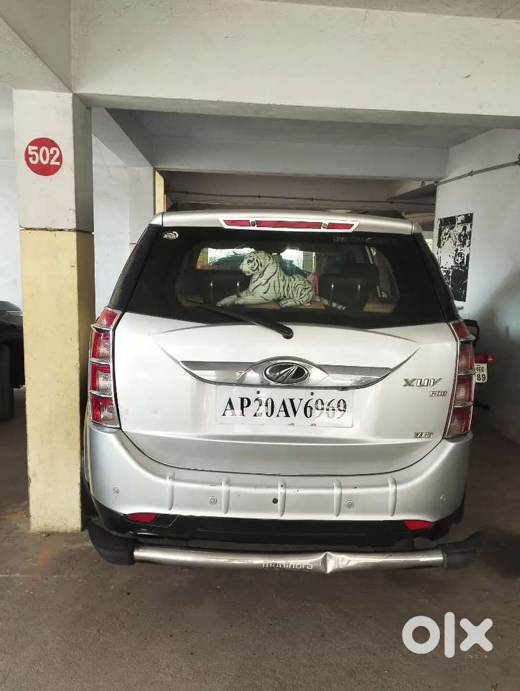 Mahindra Xuv500 2014 Diesel 250000 Km Driven