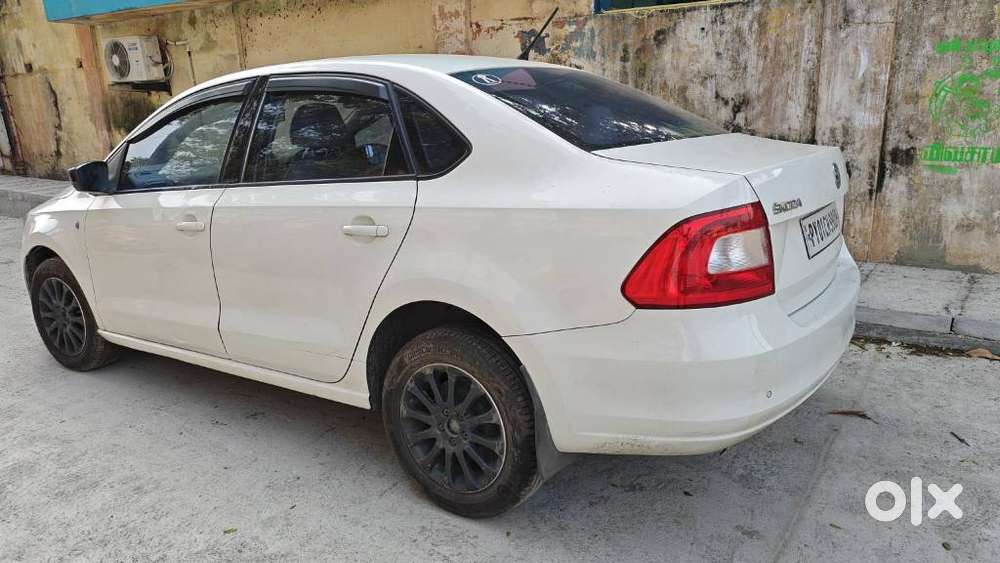 Skoda Rapid 1.5 Tdi Cr Elegance Plus, 2015, Diesel