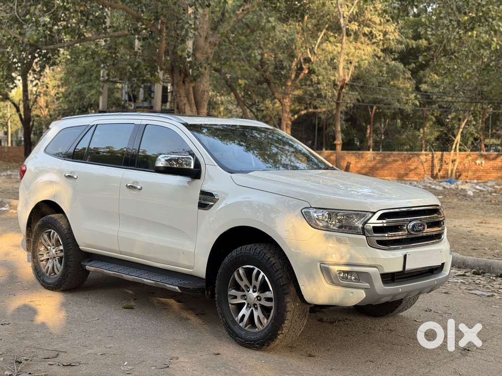 Ford Endeavour 3.2 Titanium At 4x4, 2016, Diesel