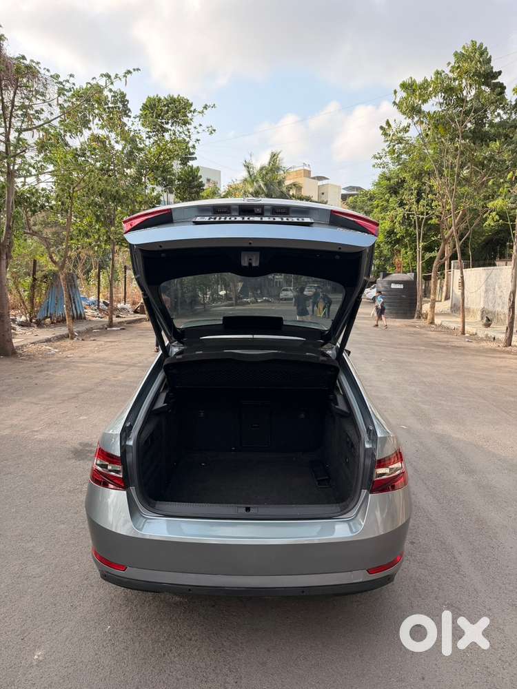 Skoda Superb Petrol 2017