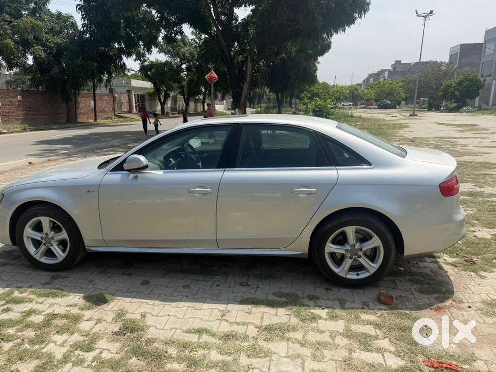 Audi A4 2013 Diesel 100000 Km Driven