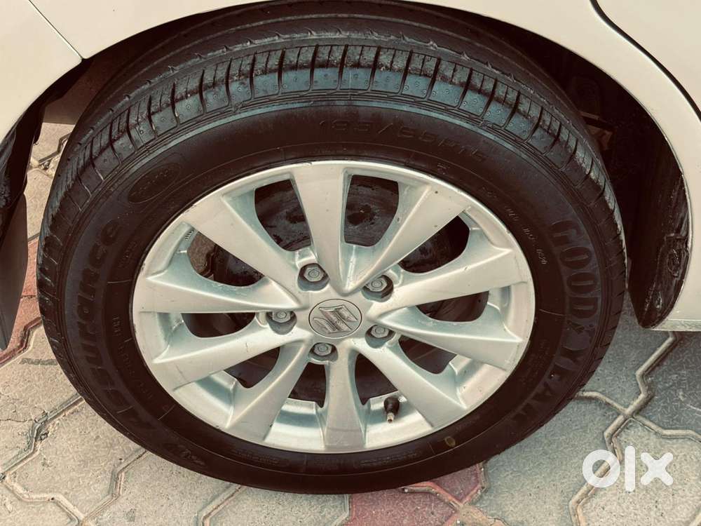 Maruti Suzuki Ertiga, 2015, Petrol