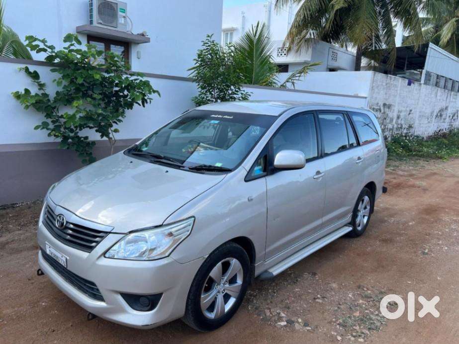 Toyota Innova 2.5 G (diesel) 8 Seater, 2012