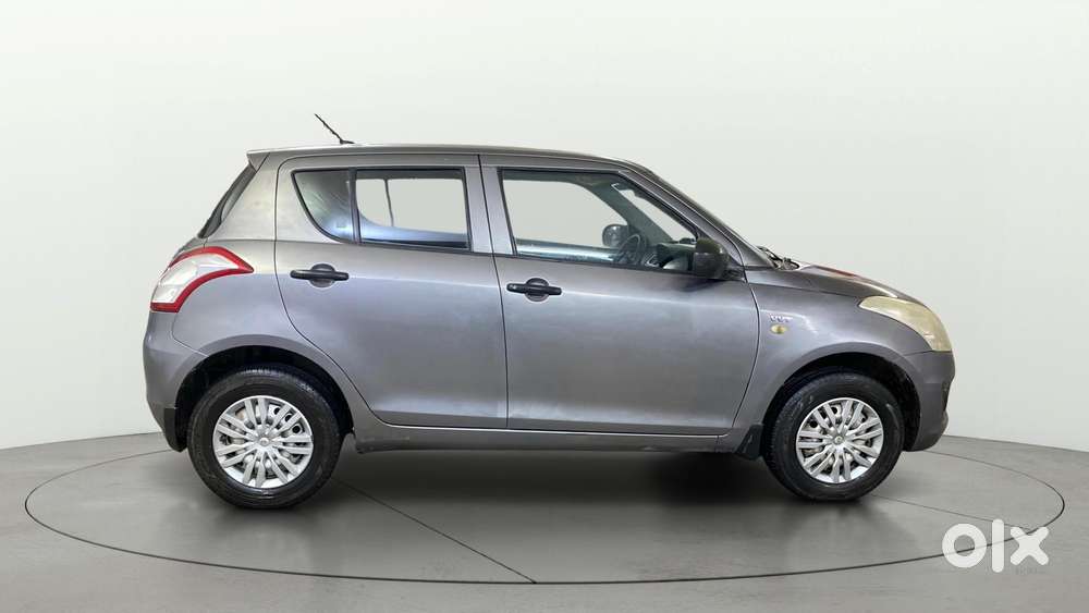 Maruti Suzuki Swift 1.2 Lxi (o), 2015, Petrol