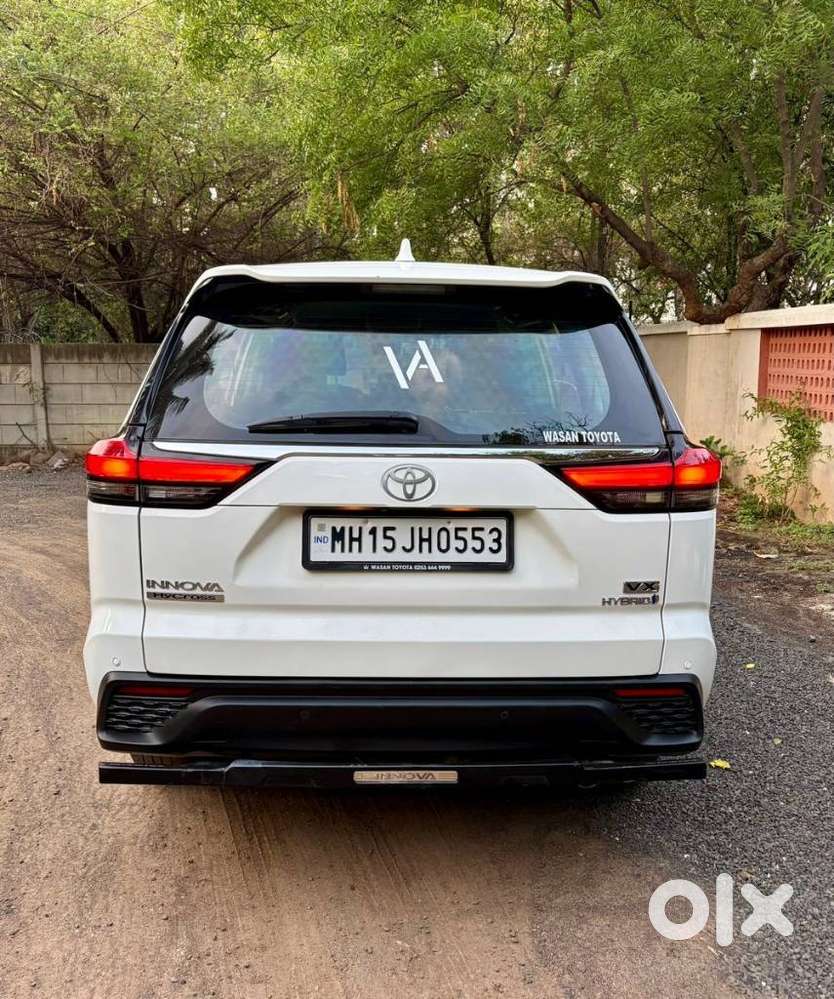 Toyota Innova Hycross 2.0 Vx Hybrid 7 Str, 2023, Cng & Hybrids