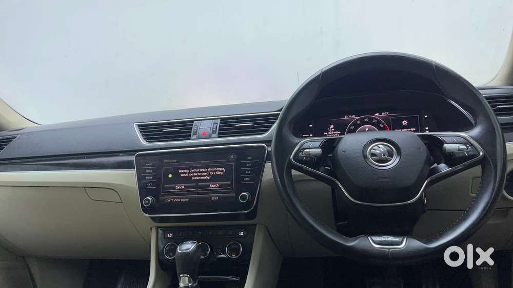 Skoda Superb L&k 1.8 Tsi At, 2021, Petrol