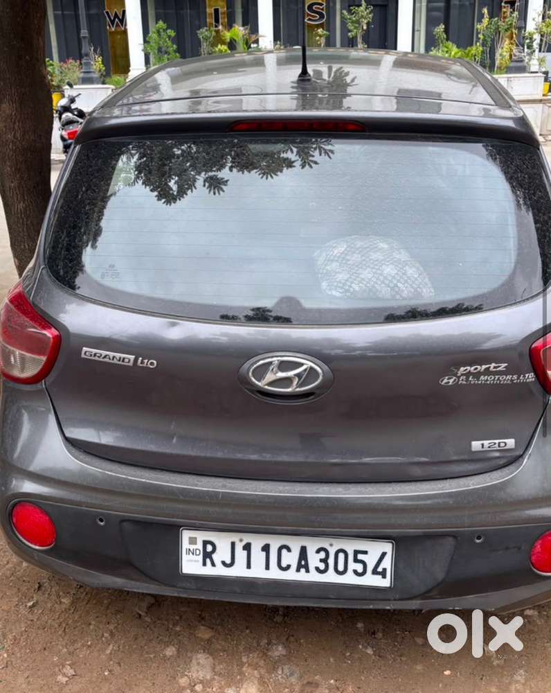 Hyundai Grand I10 2017 Diesel 91500 Km Driven