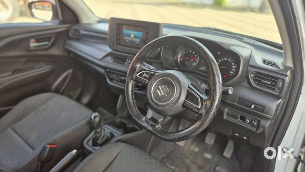 Maruti Suzuki Swift 1.2 Vxi (o), 2025, Petrol