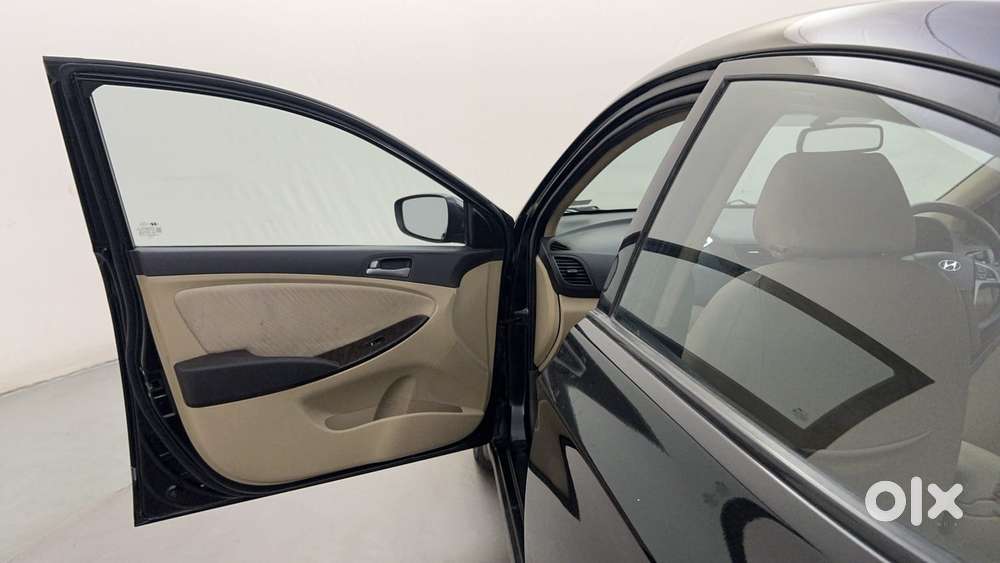 Hyundai Verna 1.6 Sx Vtvt, 2017, Petrol